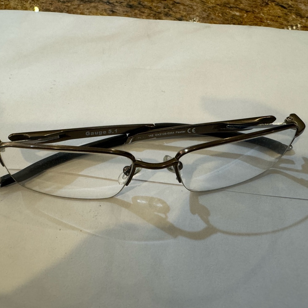 Oakley Glasses Frames - image 3